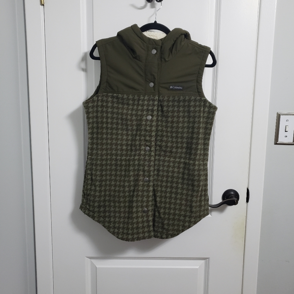 Columbia Olive Green Hooded Quilted Houndstooth Vest